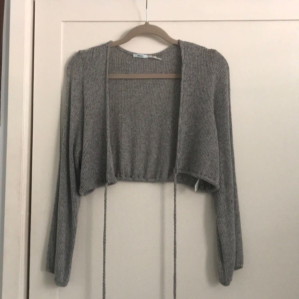 Kimchi blue cropped grey knit sweater